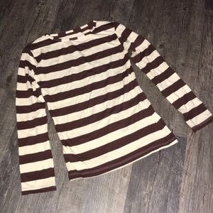 Persnickety || burgundy and cream striped top